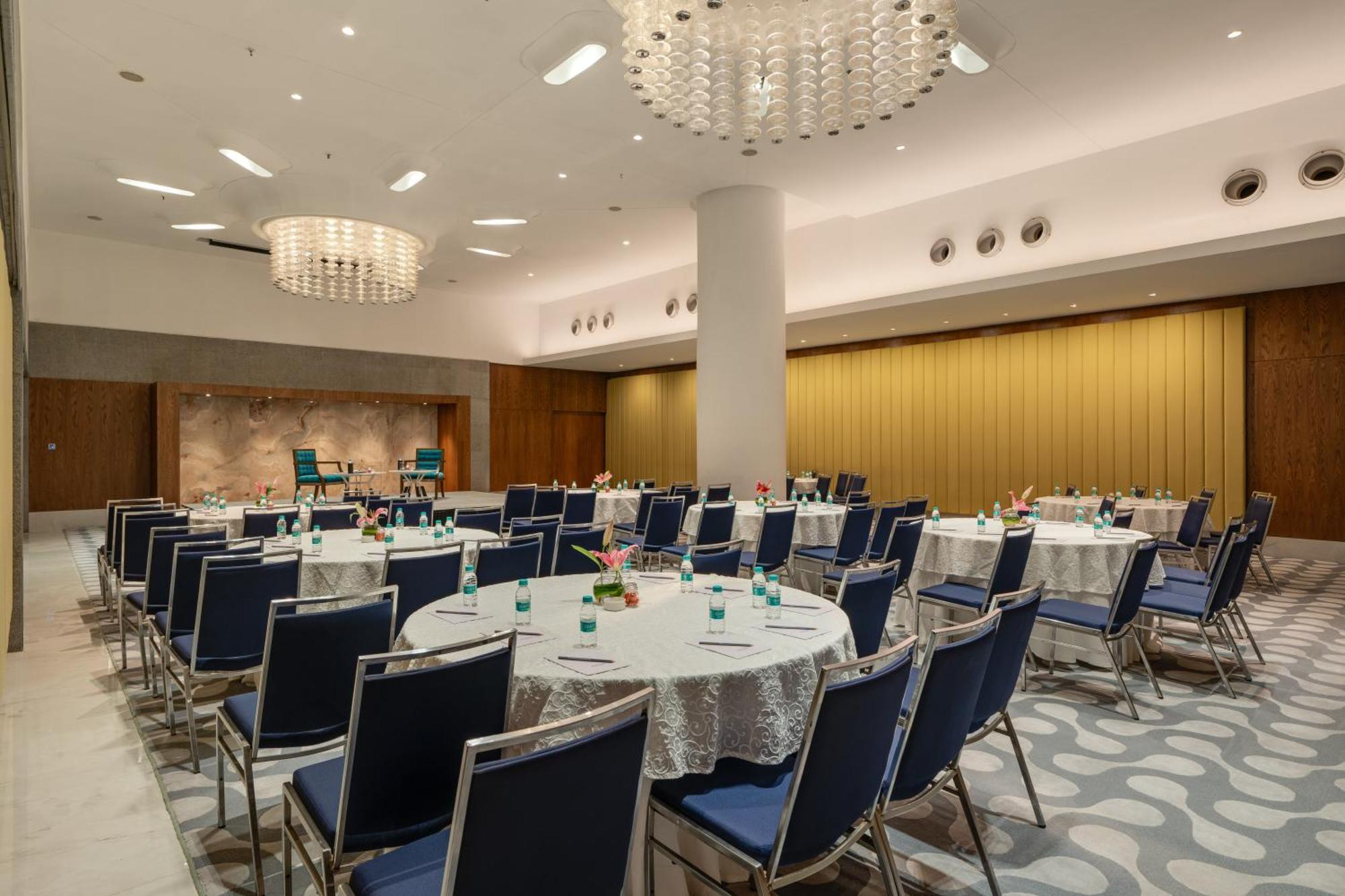 Avasa Hotel Hyderabad Luaran gambar