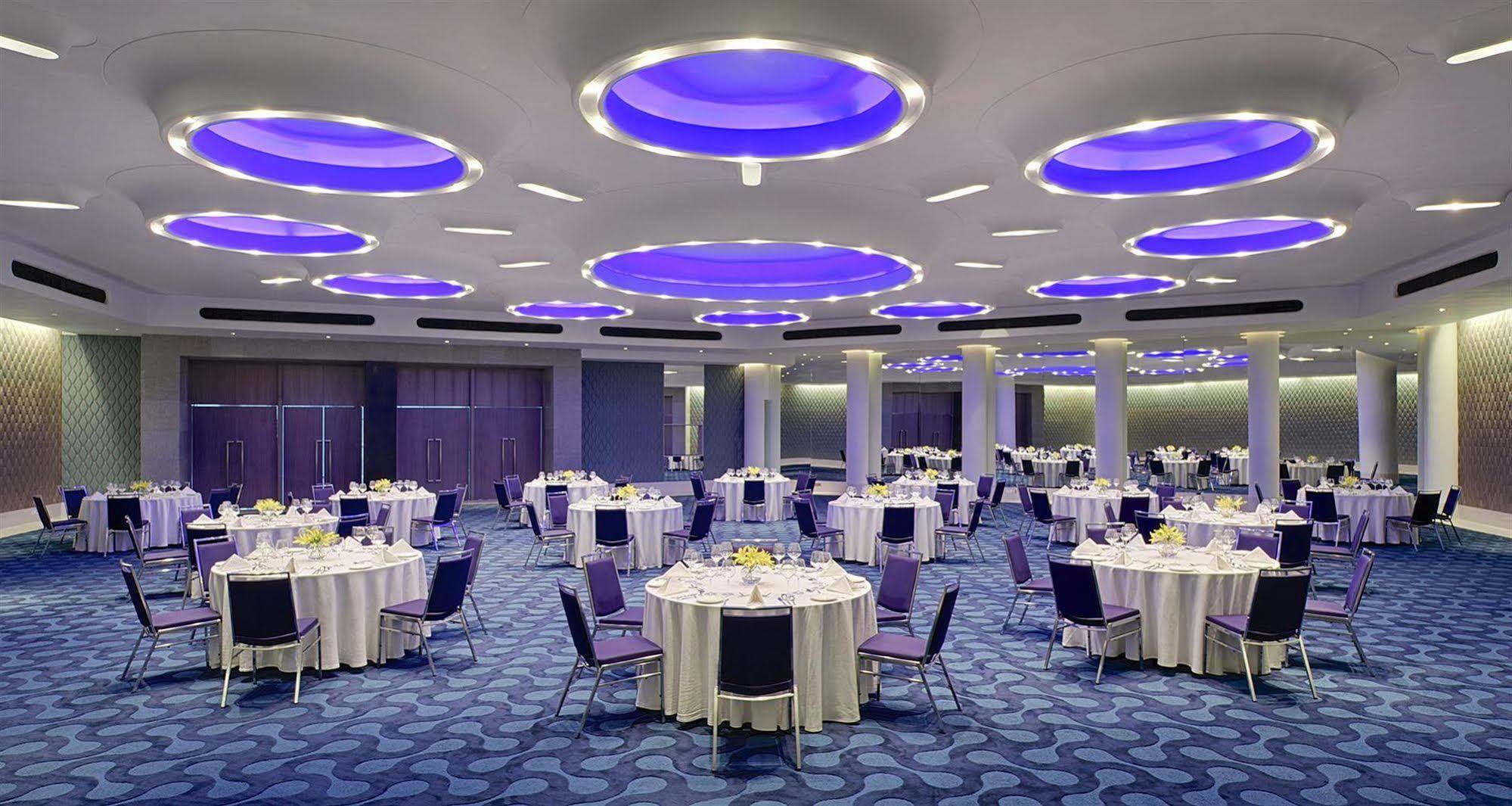 Avasa Hotel Hyderabad Luaran gambar